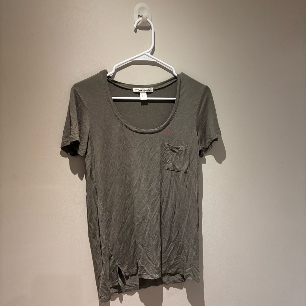 Sirens Gray-Green Short Sleeve Tee